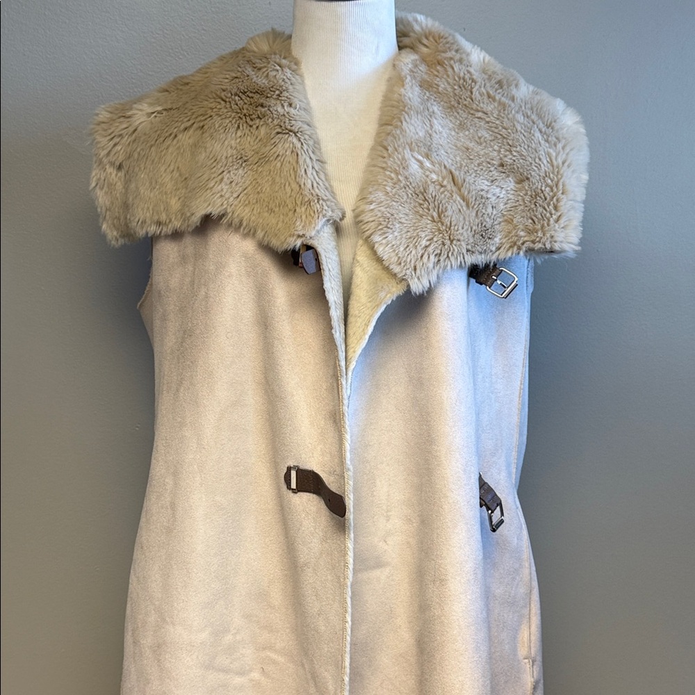 Calvin Klein Faux Fur Shearling Vest Beige Open Front M - Picture 2 of 9
